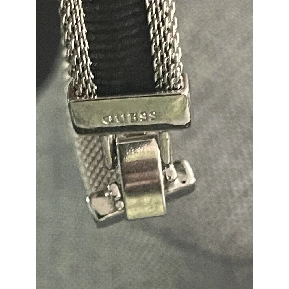 Guess Cable Rhinestone Rhinestone Floral CaSual Dressy Bracelet